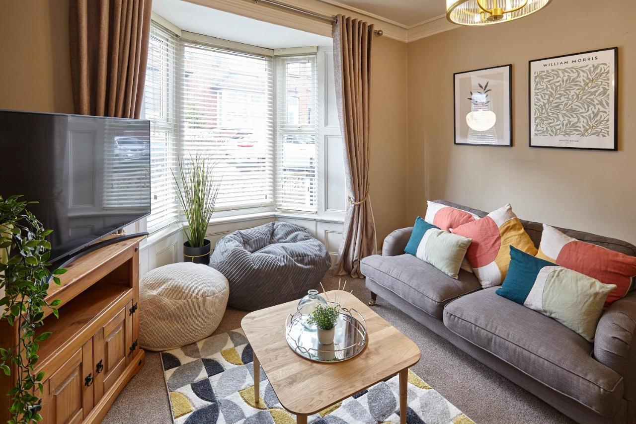 Host & Stay - Custard Cottage Whitby Buitenkant foto